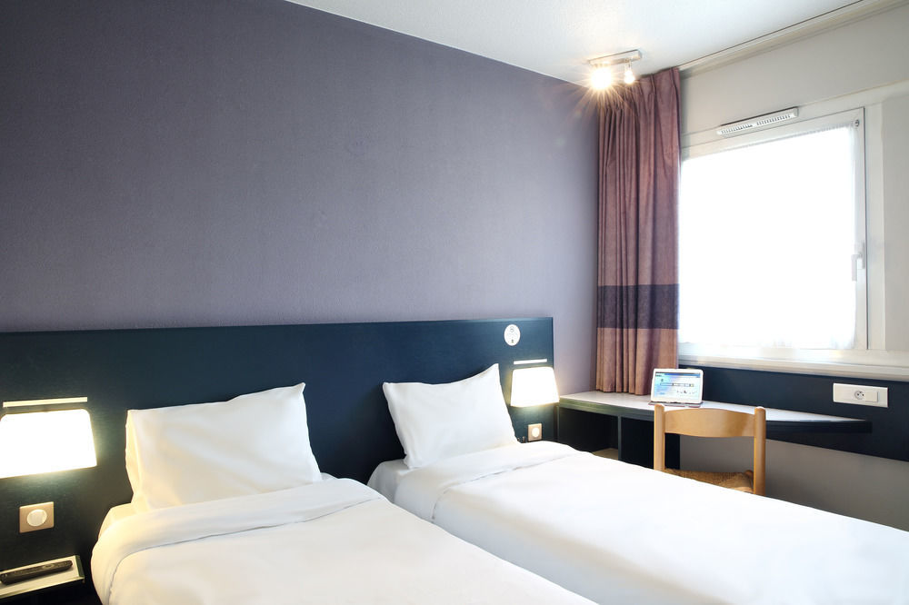 B&B Hotel Hyères Екстериор снимка