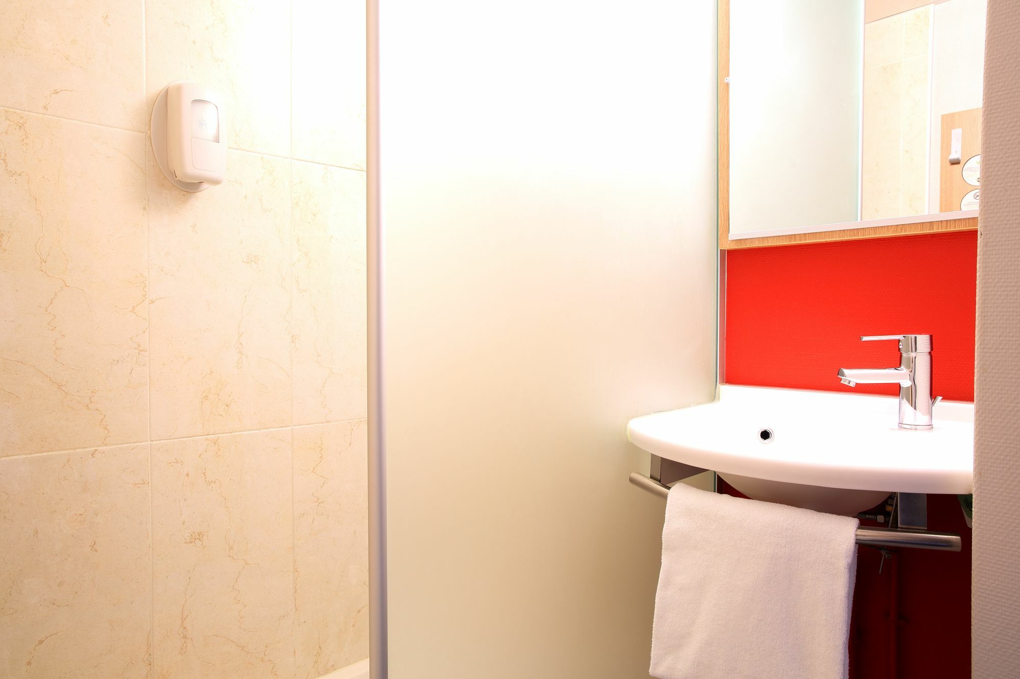 B&B Hotel Hyères Екстериор снимка